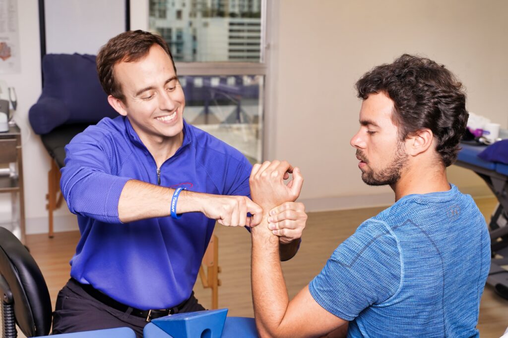 miami-physical-therapy-for-wrist