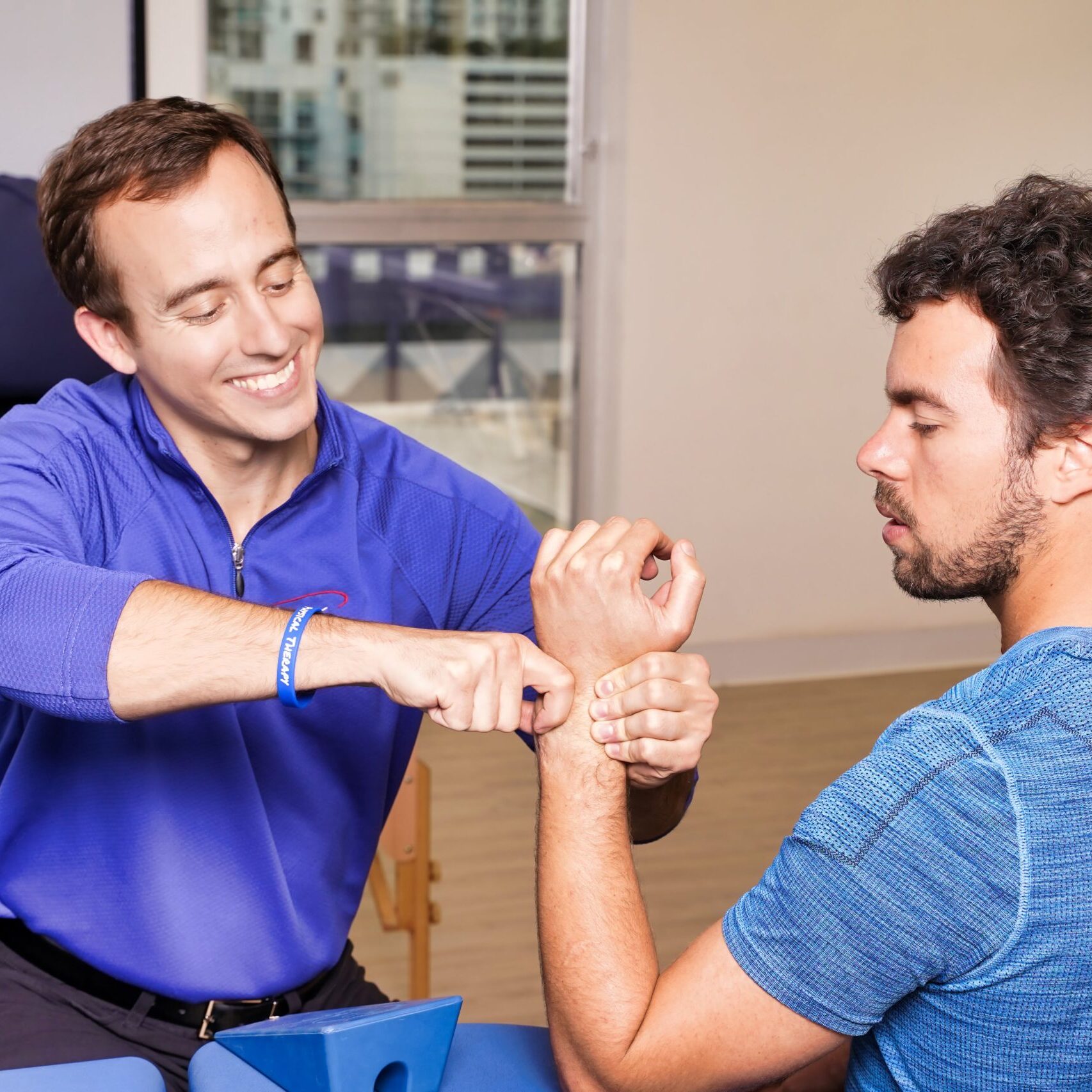 miami-physical-therapy-for-wrist